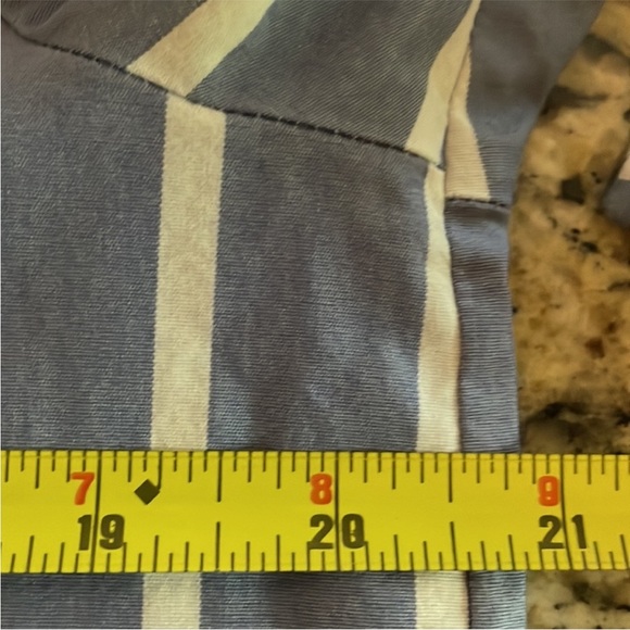 Banana Republic Blue and White Striped Top - Picture 6 of 8